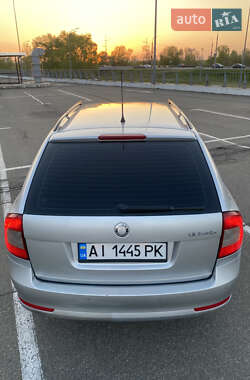 Универсал Skoda Octavia 2010 в 