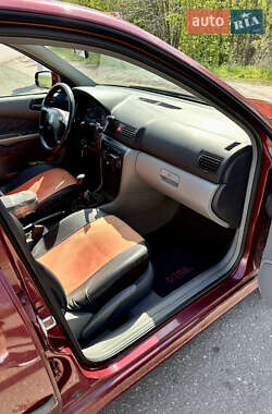 Ліфтбек Skoda Octavia 1999 в 
