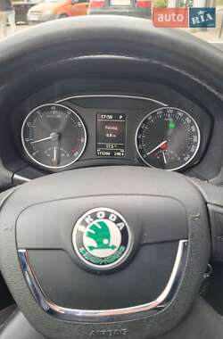 Универсал Skoda Octavia 2010 в 