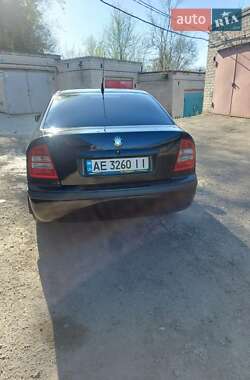 Лифтбек Skoda Octavia 2006 в 
