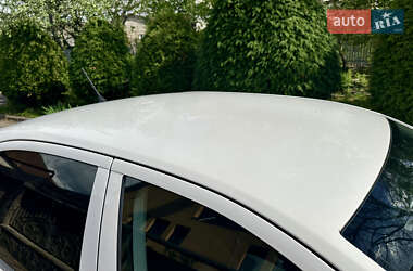 Лифтбек Skoda Octavia 2012 в 