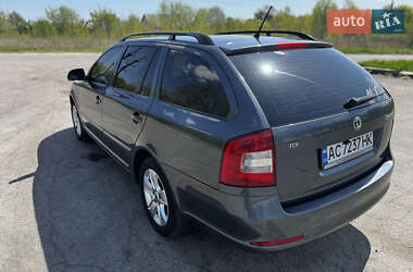 Универсал Skoda Octavia 2011 в 