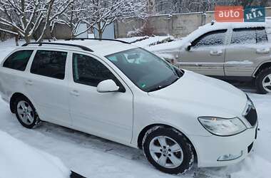 Универсал Skoda Octavia 2011 в 