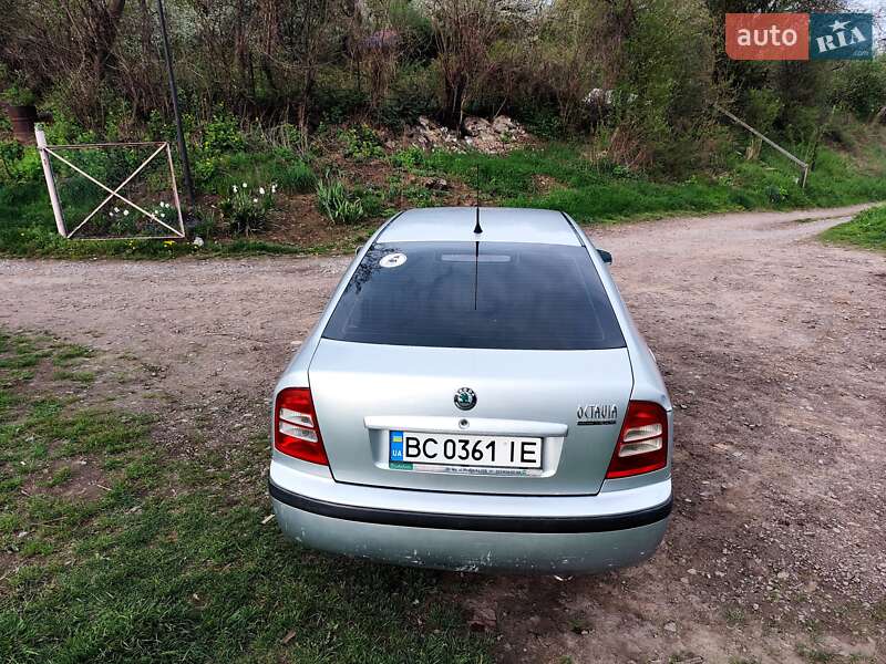 Лифтбек Skoda Octavia 2008 в Львове