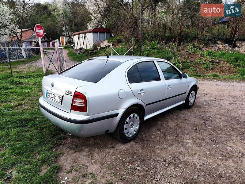 Лифтбек Skoda Octavia 2008 в Львове