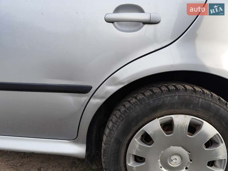 Лифтбек Skoda Octavia 2008 в Львове