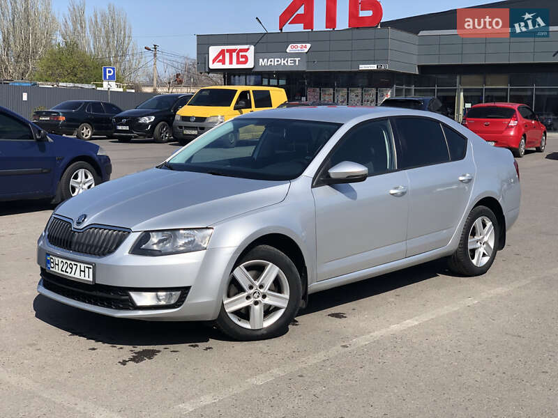 Лифтбек Skoda Octavia 2016 в 
