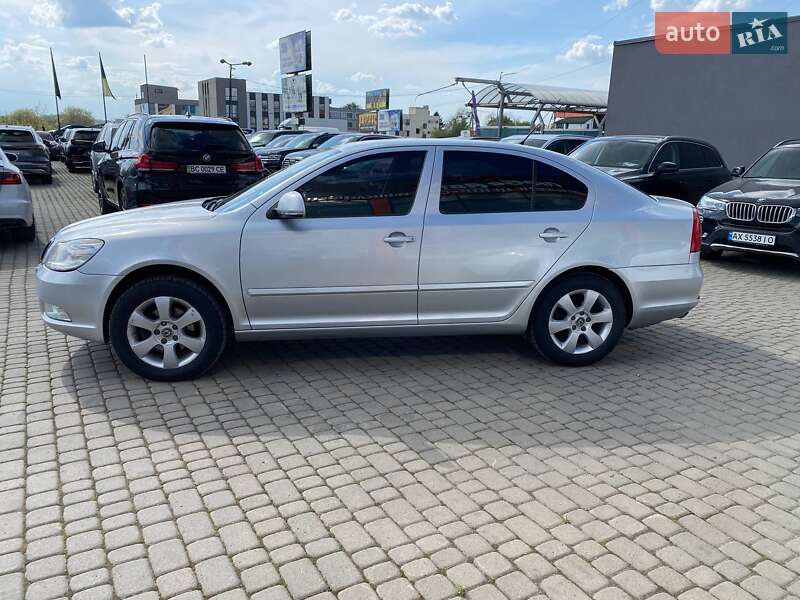 Ліфтбек Skoda Octavia 2010 в Львові