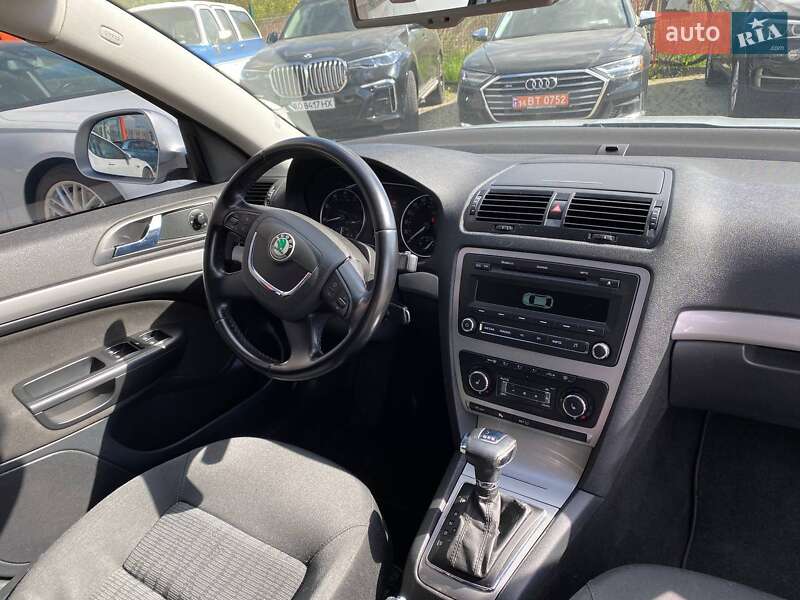 Ліфтбек Skoda Octavia 2010 в Львові