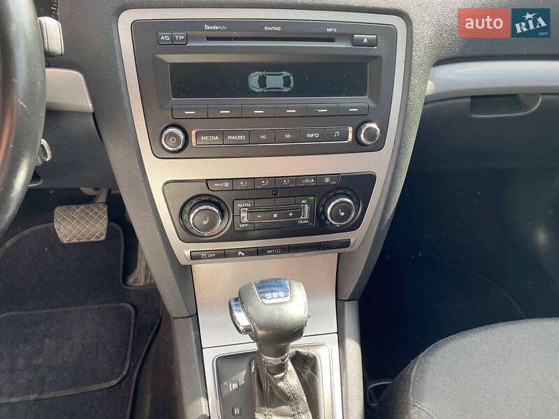 Ліфтбек Skoda Octavia 2010 в Львові