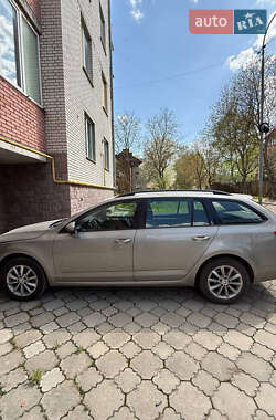 Универсал Skoda Octavia 2014 в 