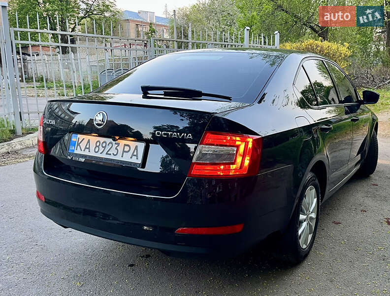 Лифтбек Skoda Octavia 2015 в Харькове