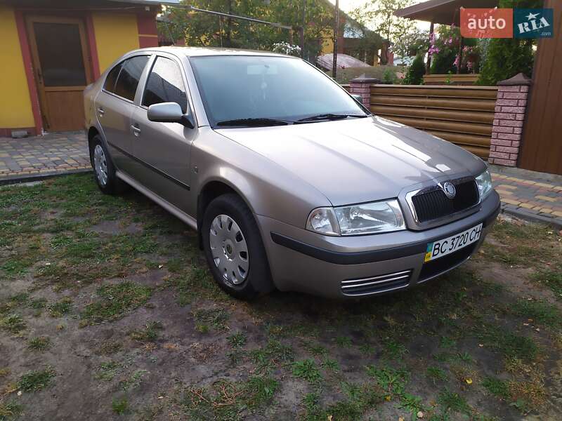Лифтбек Skoda Octavia 2008 в 