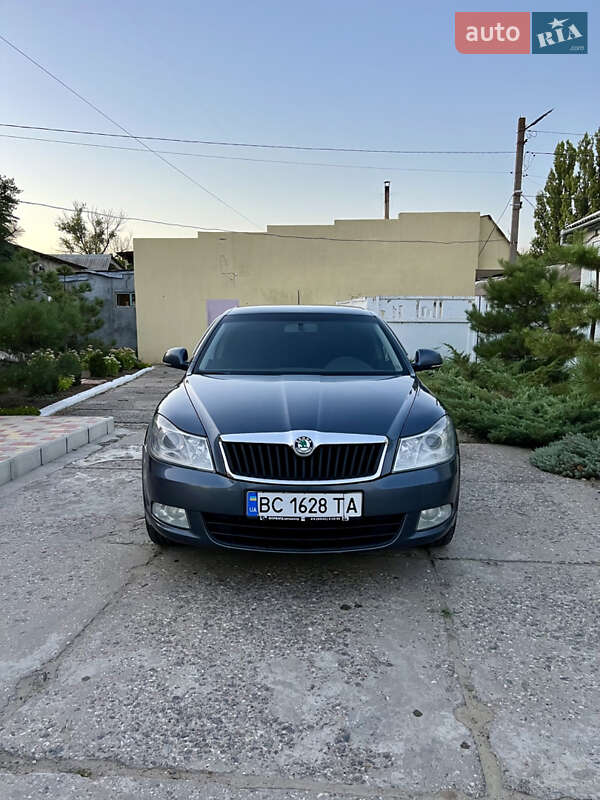 Лифтбек Skoda Octavia 2011 в 