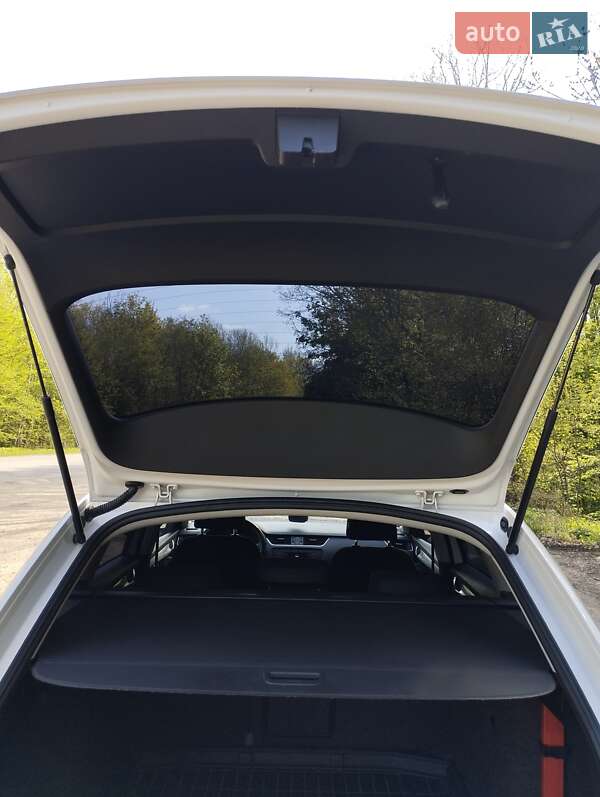 Универсал Skoda Octavia 2014 в Тернополе фото 12 Универсал Skoda Octavia 2014 в Тернополе