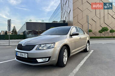 Лифтбек Skoda Octavia 2014 в 