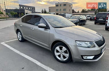 Лифтбек Skoda Octavia 2014 в 