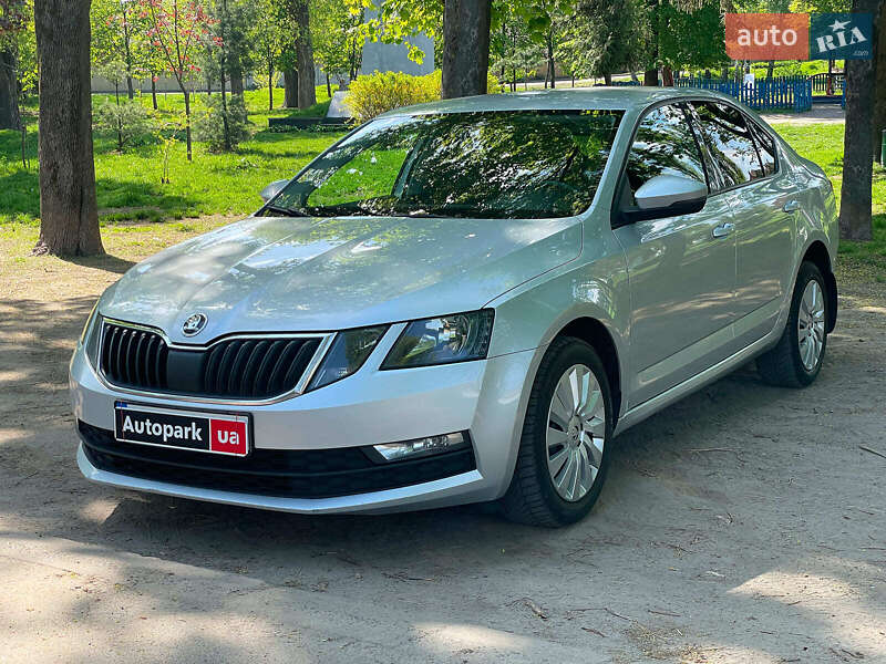 Ліфтбек Skoda Octavia 2017 в 