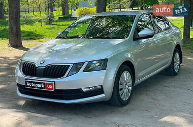Ліфтбек Skoda Octavia 2017 в 