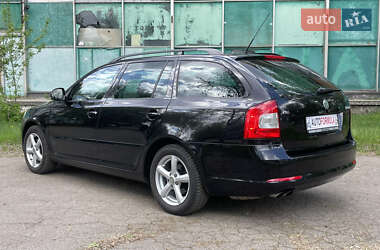 Універсал Skoda Octavia 2010 в 