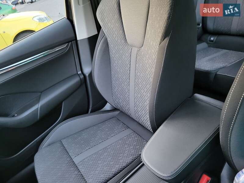 Лифтбек Skoda Octavia 2021 в Днепре