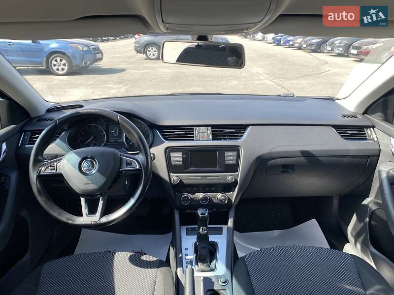 Лифтбек Skoda Octavia 2015 в Днепре