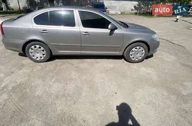 Лифтбек Skoda Octavia 2010 в 