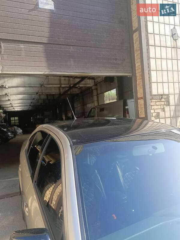 Лифтбек Skoda Octavia 2005 в Киеве