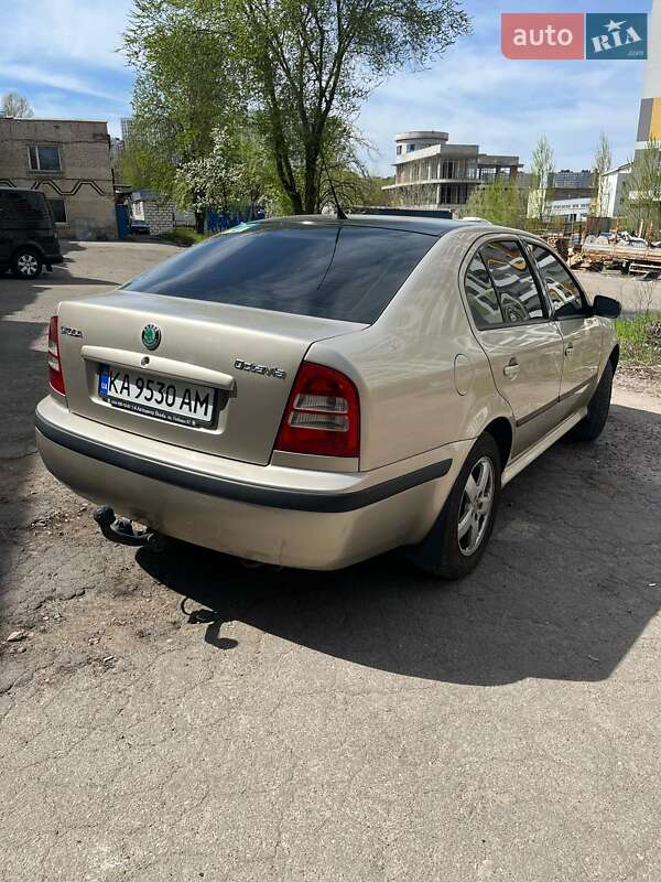 Лифтбек Skoda Octavia 2005 в Киеве