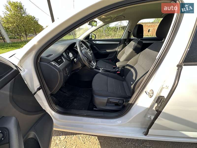 Универсал Skoda Octavia 2014 в Стрые