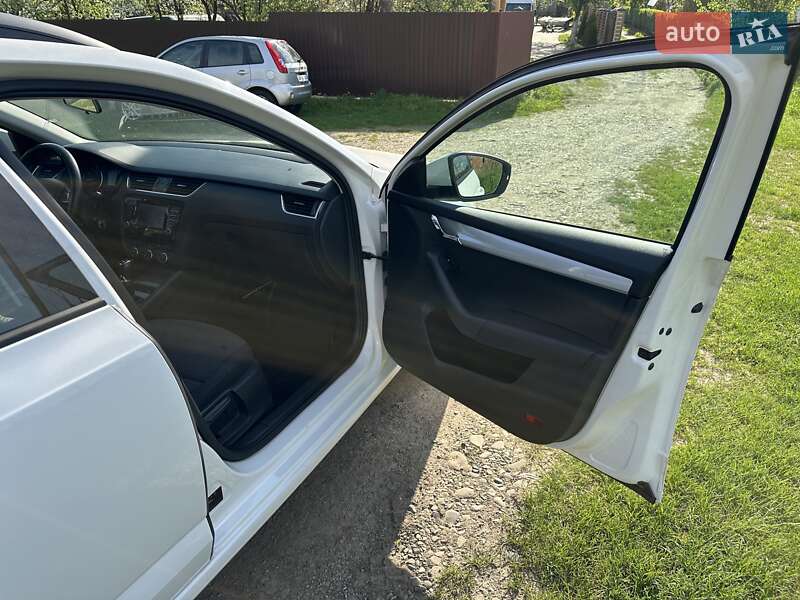 Универсал Skoda Octavia 2014 в Стрые