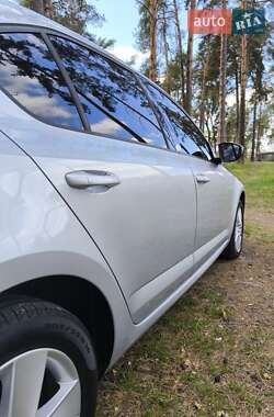 Лифтбек Skoda Octavia 2014 в 