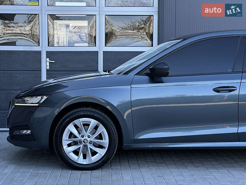 Лифтбек Skoda Octavia 2020 в Мукачево