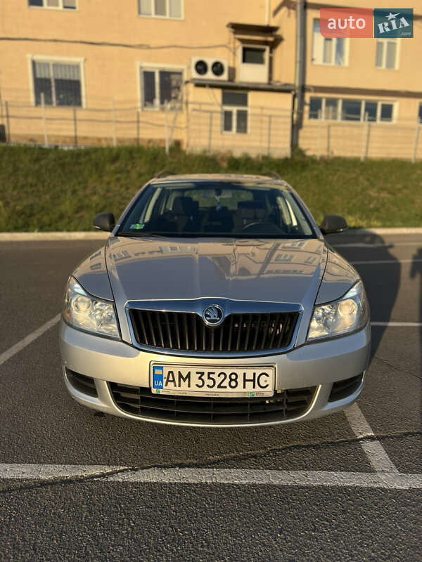 Универсал Skoda Octavia 2011 в Виннице