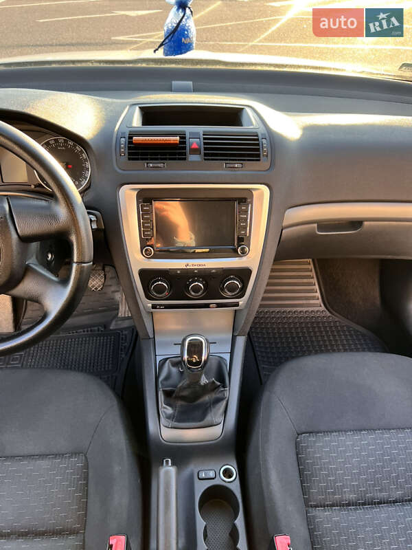 Универсал Skoda Octavia 2011 в Виннице