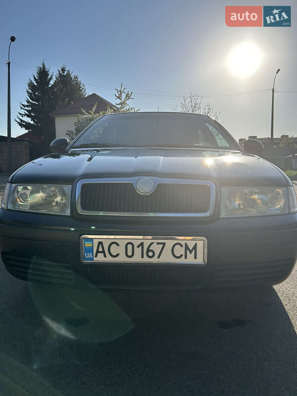 Лифтбек Skoda Octavia 2010 в Луцке
