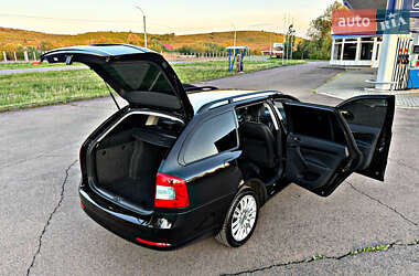 Універсал Skoda Octavia 2012 в 