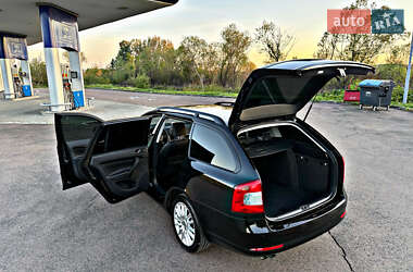 Універсал Skoda Octavia 2012 в 