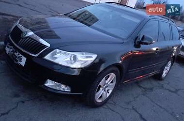 Універсал Skoda Octavia 2010 в 
