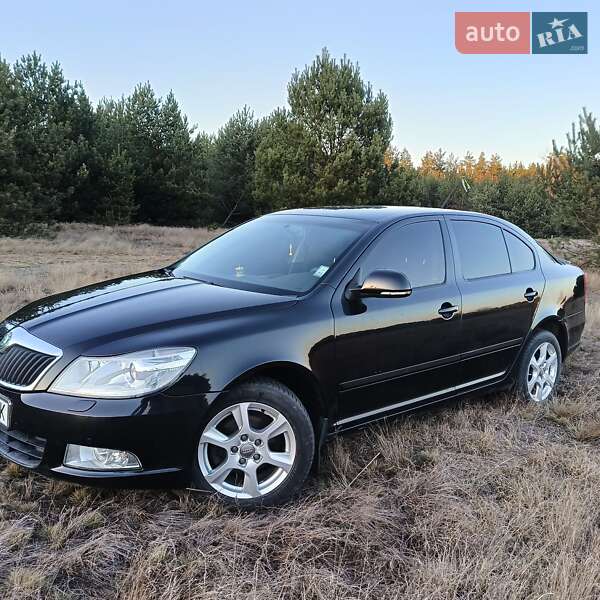 Ліфтбек Skoda Octavia 2010 в 