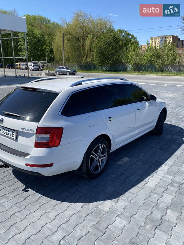 Універсал Skoda Octavia 2014 в Кам'янець-Подільському