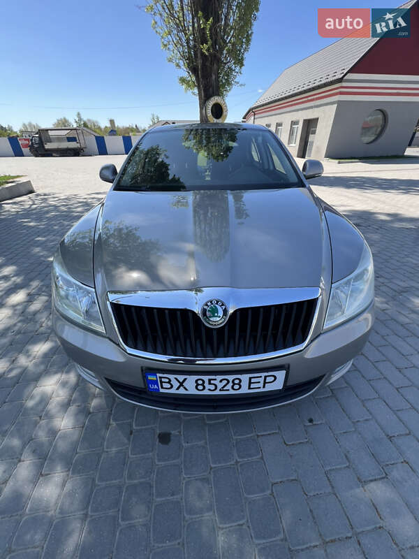 Лифтбек Skoda Octavia 2011 в Чемеровцах