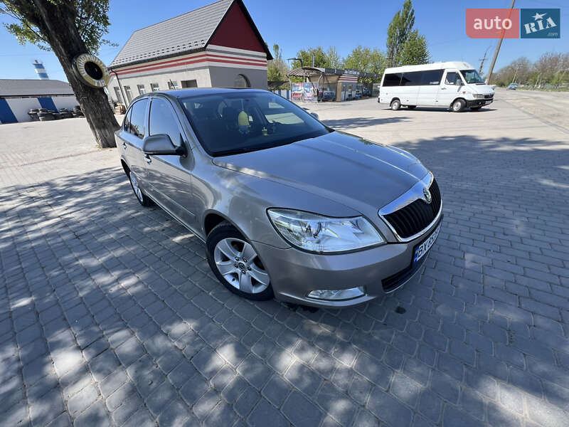 Лифтбек Skoda Octavia 2011 в Чемеровцах