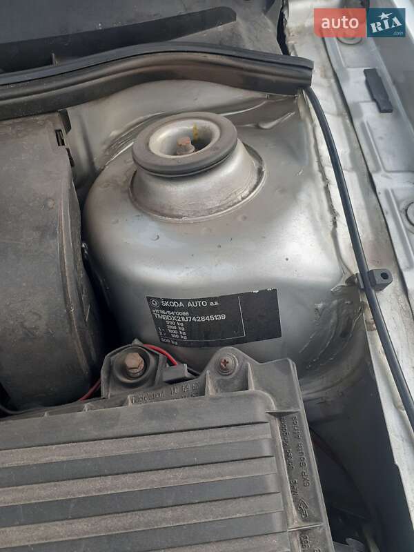 Лифтбек Skoda Octavia 2003 в Смолином