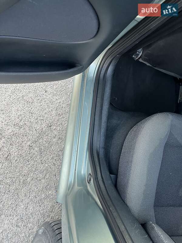 Універсал Skoda Octavia 2003 в Турійську