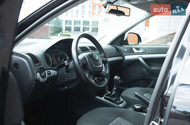 Лифтбек Skoda Octavia 2011 в 