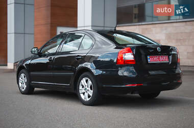 Лифтбек Skoda Octavia 2011 в 