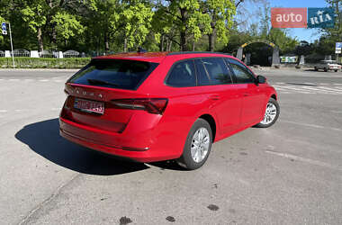 Универсал Skoda Octavia 2021 в 