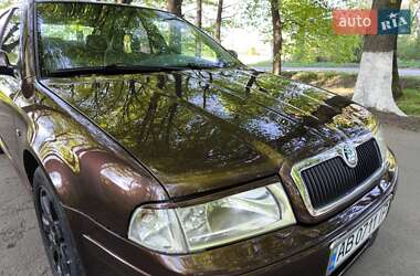Ліфтбек Skoda Octavia 1998 в 