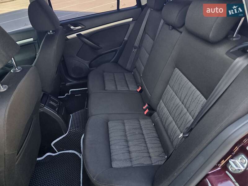 Универсал Skoda Octavia 2011 в Тернополе